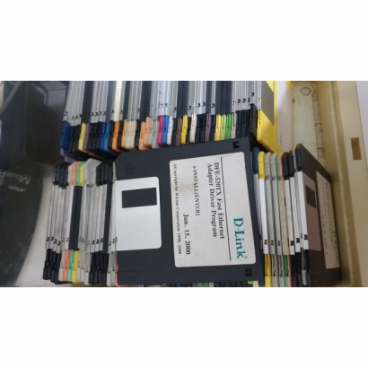 動用軟碟片1.44安裝設定.jpg 動用軟碟片1.44安裝設定.jpg